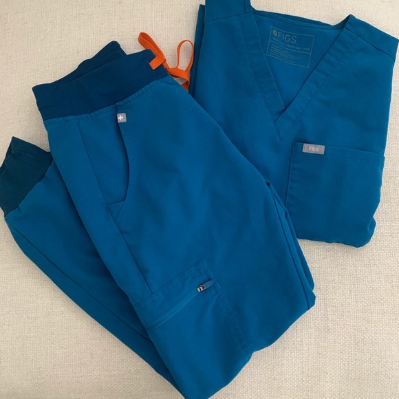 FIGS Alps Blue Scrub Set Bottom XXSP & Top XXS - Picture 1 of 6